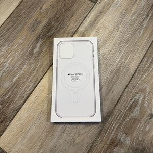 Apple IPhone 12 12 pro MagSafe Compatible Clear Snap Case